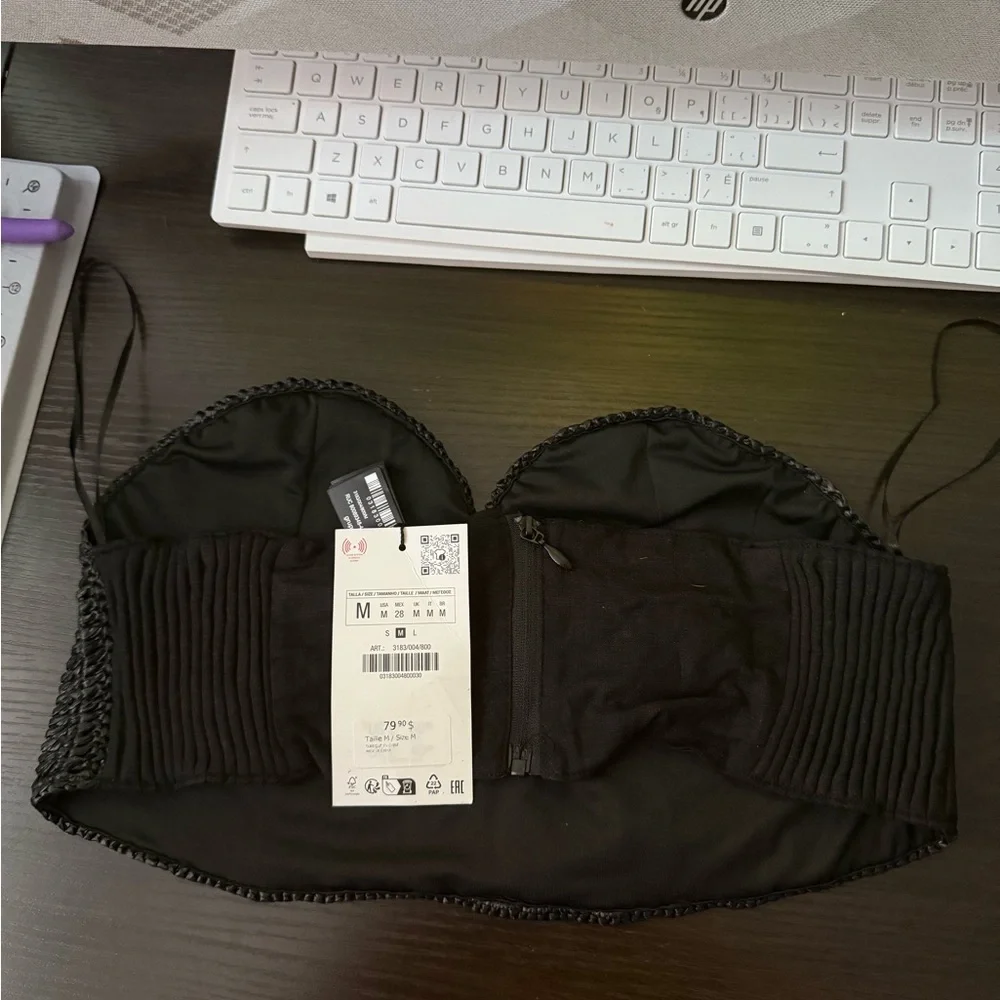 Zara Black Crocheted Strapless Crop Top - Picture 2 of 9